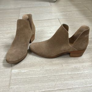 Lucky Brand booties size 8.5